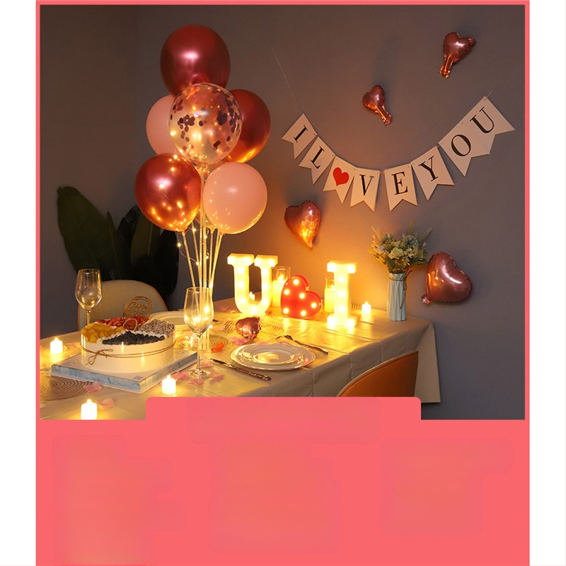 Gimtadienio Qixi atminimo dienos scenos dekoravimas Staigmenos pasiūlymas Meilužio dienos vakarienė žvakių šviesoje Romantiško stalo dekoravimas Plaukiojanti kolona