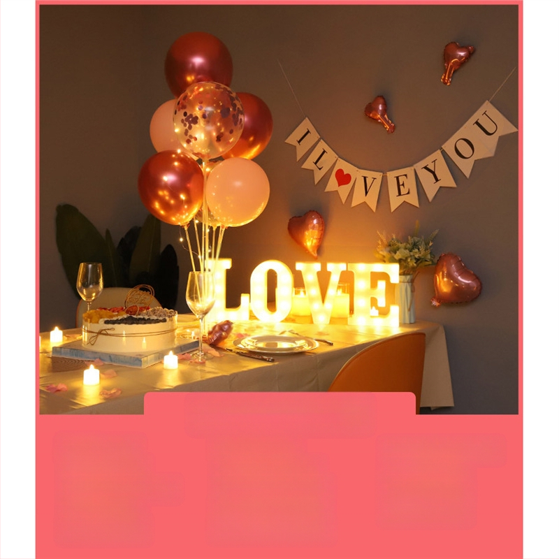 Gimtadienio Qixi atminimo dienos scenos dekoravimas Staigmenos pasiūlymas Meilužio dienos vakarienė žvakių šviesoje Romantiško stalo dekoravimas Plaukiojanti kolona