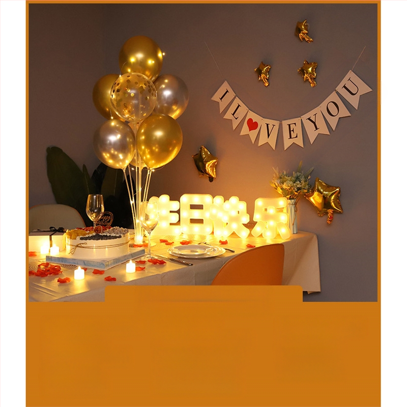 Gimtadienio Qixi atminimo dienos scenos dekoravimas Staigmenos pasiūlymas Meilužio dienos vakarienė žvakių šviesoje Romantiško stalo dekoravimas Plaukiojanti kolona