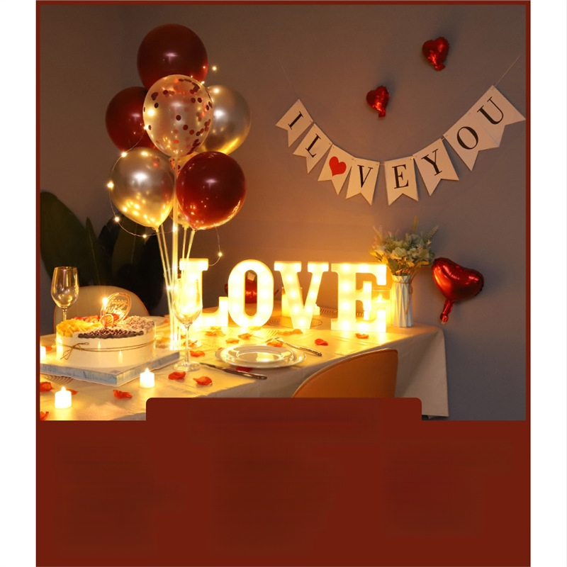 Gimtadienio Qixi atminimo dienos scenos dekoravimas Staigmenos pasiūlymas Meilužio dienos vakarienė žvakių šviesoje Romantiško stalo dekoravimas Plaukiojanti kolona