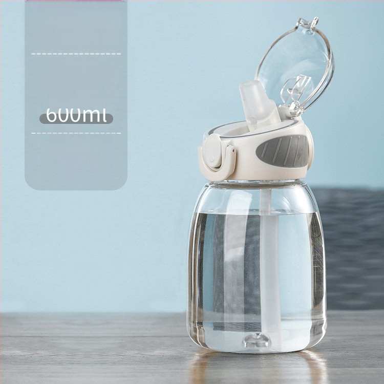 Nägus suvine õlgtass naisüliõpilastele, armas veekeetja, kaasaskantav Wubeni tass, plasttops, laste veetass