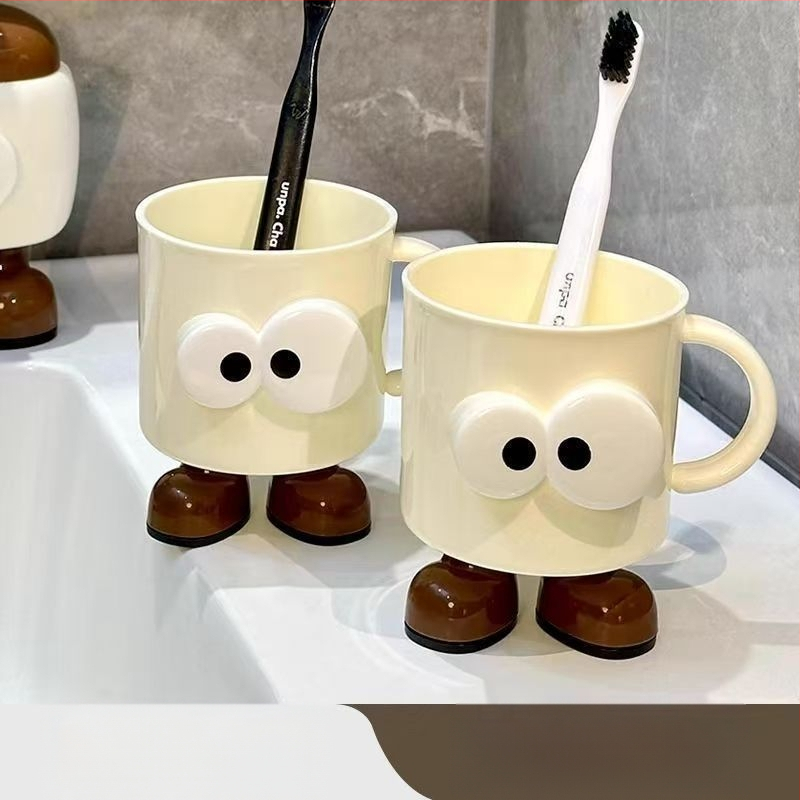 Üliõpilaste ühiselamu pesuülikond Uus armas koomiksiämber Gargle Cup Ülikooli üliõpilastele mõeldud vannitarbed