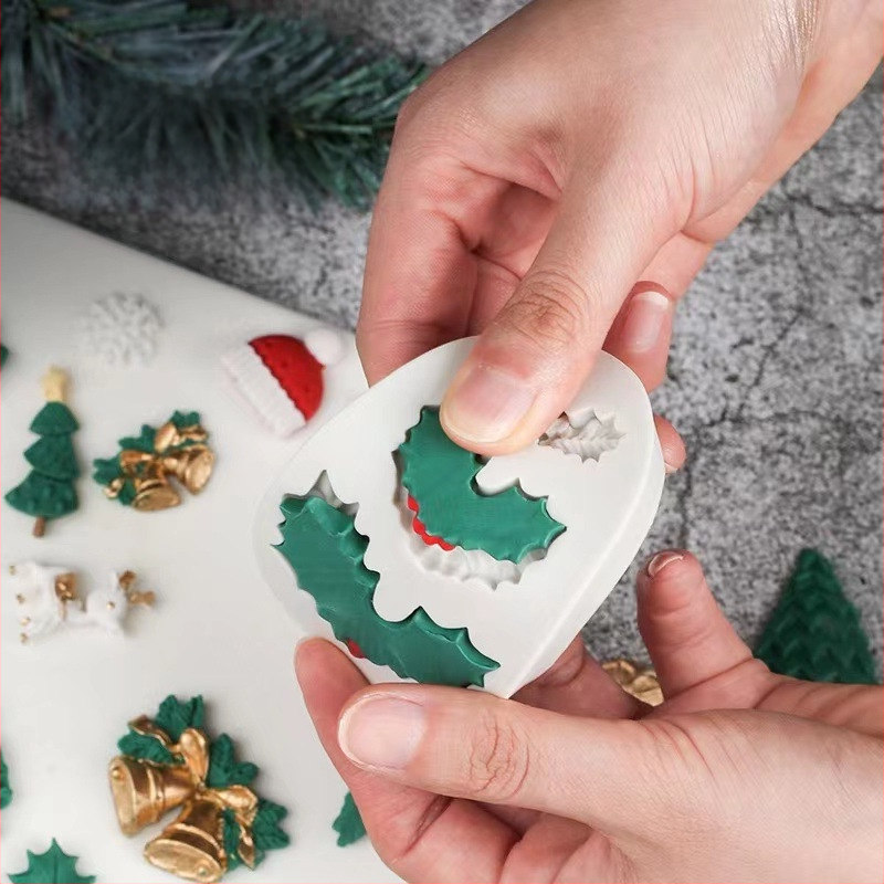 Karácsonyi flip cukor csokoládé szilikon forma hóház fenyőtoboz hópehely mézeskalács ember karácsonyfa jávorszarvas torta dekoráció