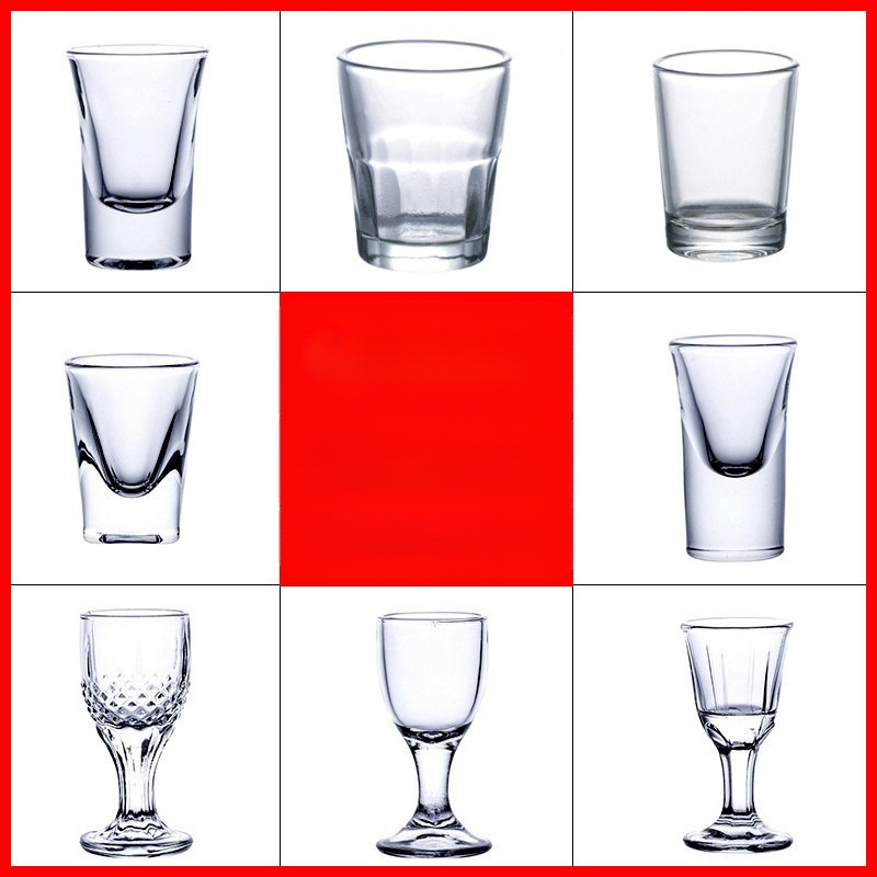 Alkoholinių gėrimų taurė, taurė, maža vyno taurė, spiritinis stiklas, aštuonkampis stiklas, kulkos formos taurė, vienos taurės didmeninė stiklinė taurė