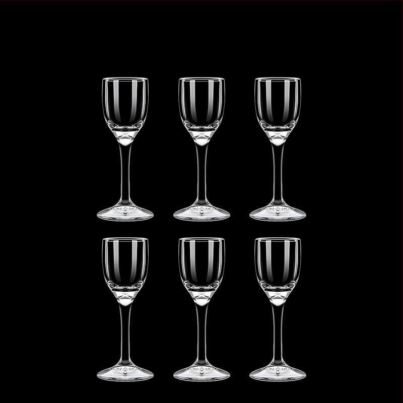 Alkoholinių gėrimų taurė, taurė, maža vyno taurė, spiritinis stiklas, aštuonkampis stiklas, kulkos formos taurė, vienos taurės didmeninė stiklinė taurė