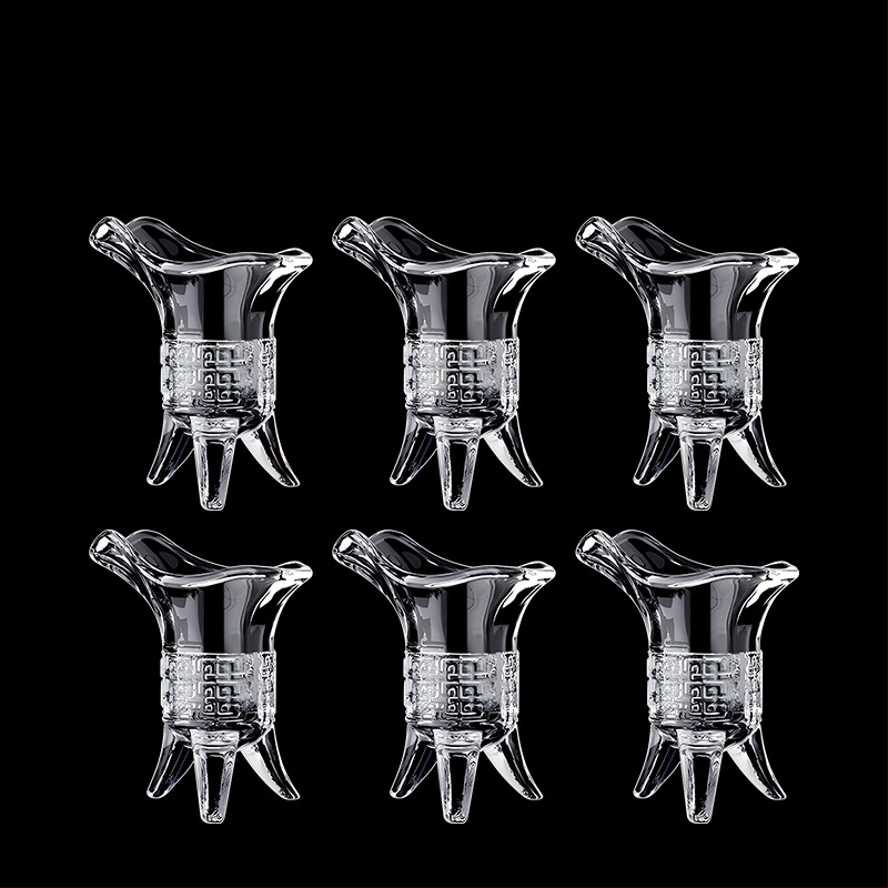 Alkoholinių gėrimų taurė, taurė, maža vyno taurė, spiritinis stiklas, aštuonkampis stiklas, kulkos formos taurė, vienos taurės didmeninė stiklinė taurė