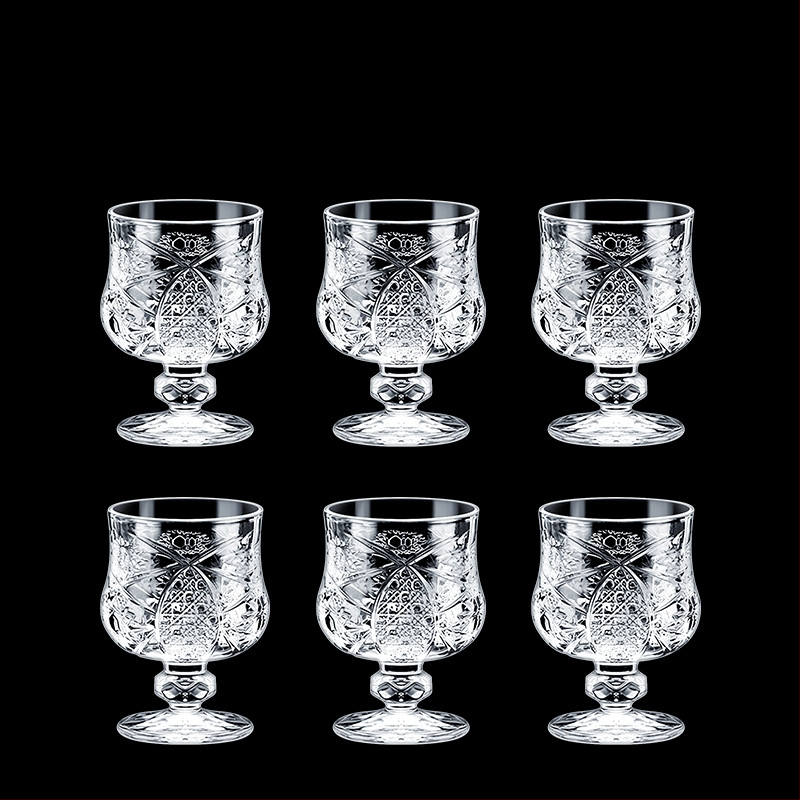 Alkoholinių gėrimų taurė, taurė, maža vyno taurė, spiritinis stiklas, aštuonkampis stiklas, kulkos formos taurė, vienos taurės didmeninė stiklinė taurė