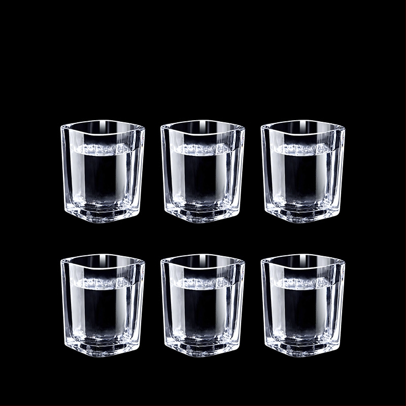 Alkoholinių gėrimų taurė, taurė, maža vyno taurė, spiritinis stiklas, aštuonkampis stiklas, kulkos formos taurė, vienos taurės didmeninė stiklinė taurė