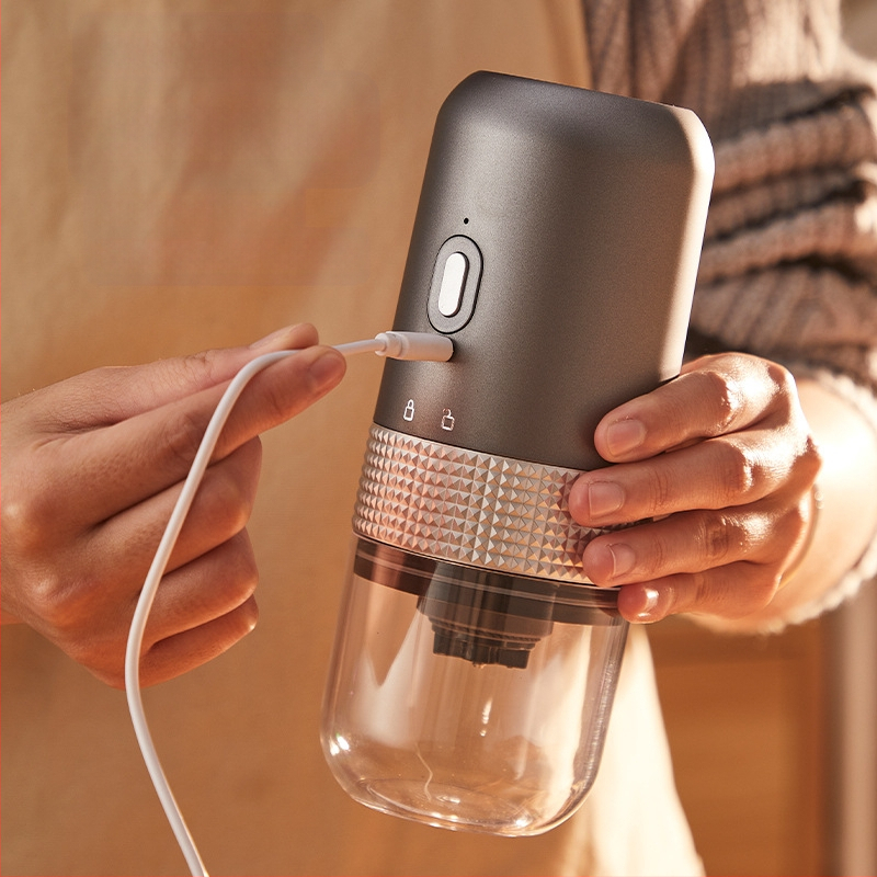 Kavamalė Mažas buitinis elektrinis malūnas Nešiojamas rankinis malūnėlis Kavos aparatas Rankinis kavos malūnėlis