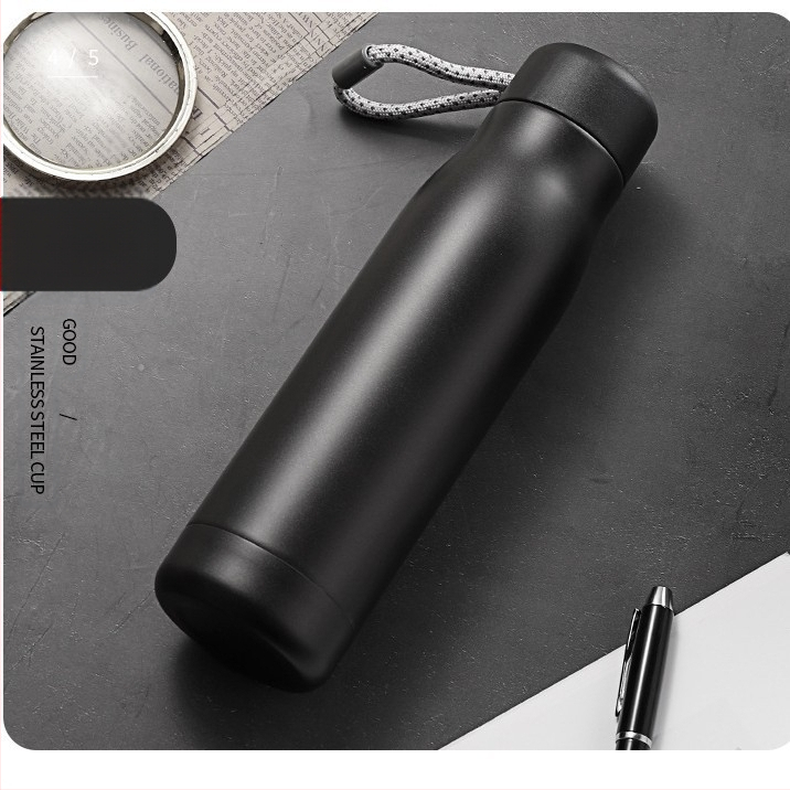 Határokon átnyúló amerikai stílusú kis szájú rozsdamentes acél termosz pohár hevederes pohár matt kültéri sport lovag pohár ajándék reklám pohár