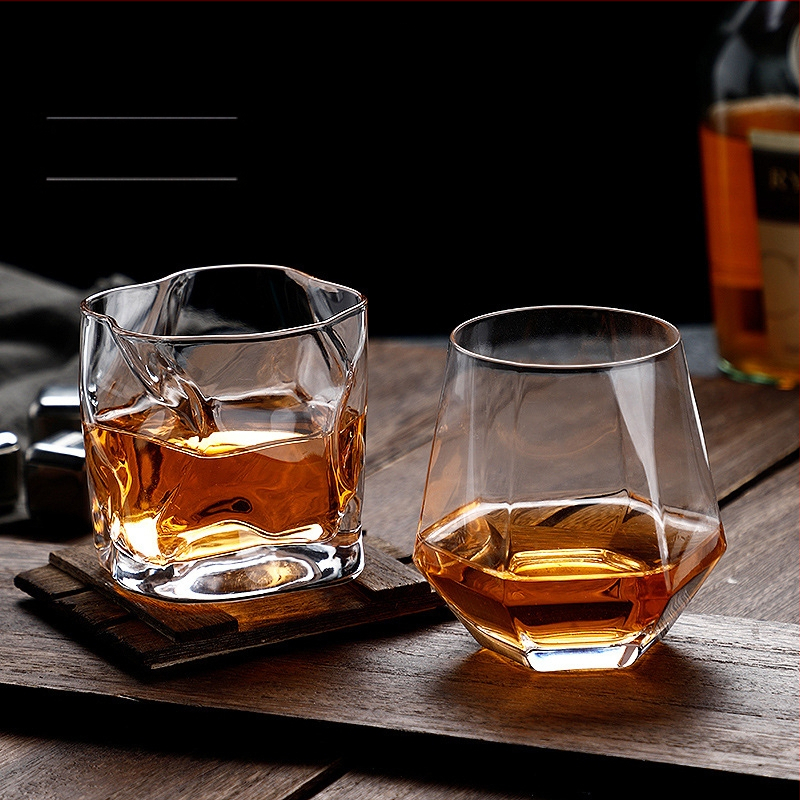 Pahar de bere whisky transparent colorat în formă specială, pahar de uz casnic în formă specială, pahar de băut cu aspect deosebit