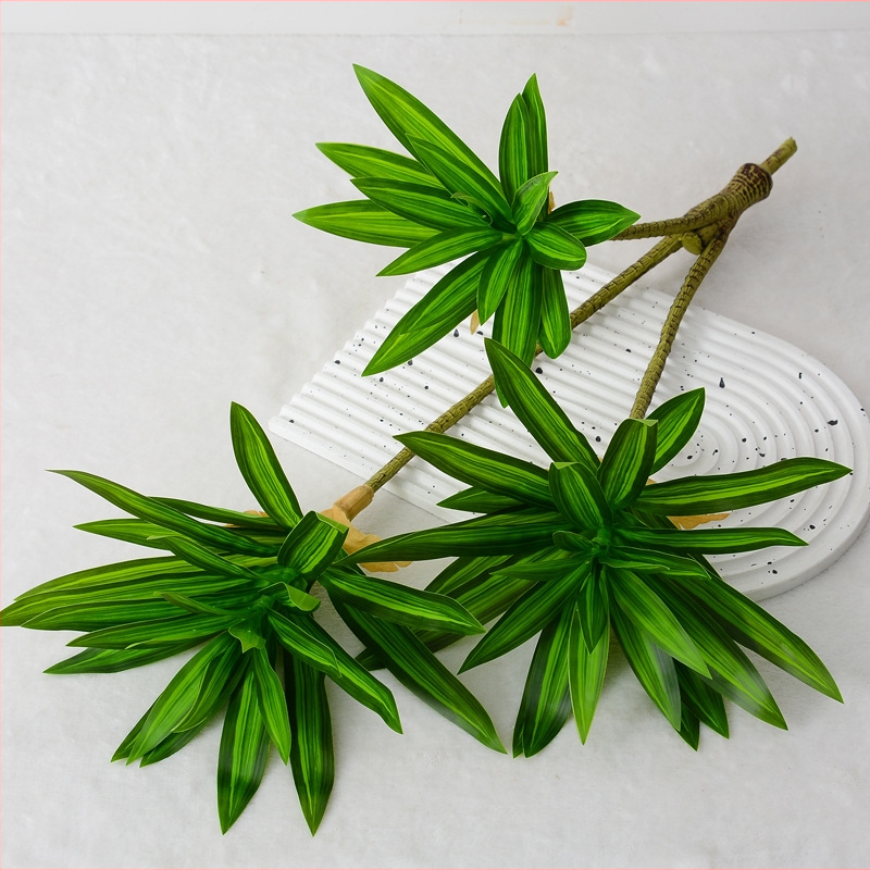 3 šakių lelija dirbtinis žalias augalas žalias lapas prekybos centras minkštas dekoravimas kraštovaizdis Mori vestuvių gėlių kompozicija auksinis kraštas lelija