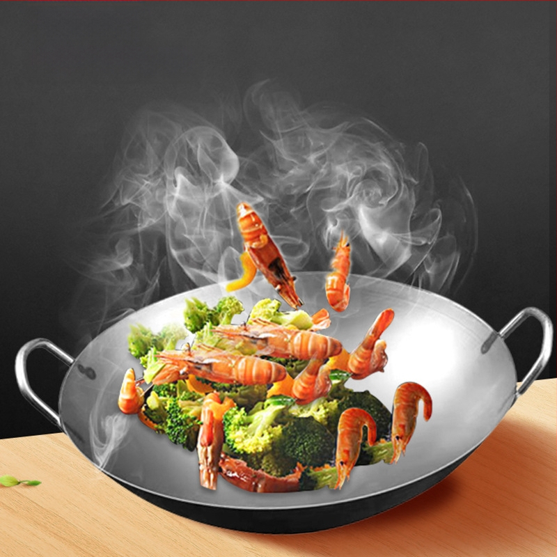 Buitinė senovinė geležinė keptuvė be dangos virėjams, dujinė viryklė, virta geležinė keptuvė su nelimpančia danga, didelė geležinė keptuvė su dviem ausimis