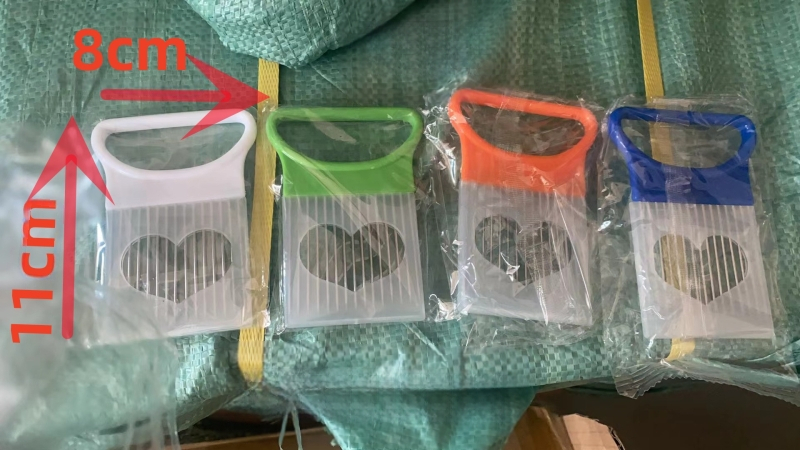 Nerūdijančio plieno svogūnų spyglių pjaustymo svogūnų žiedai Artefaktinis svogūnų mėsa Švelnus pušies spyglių šakutė Vaisių ir daržovių rankinis pjaustytuvas