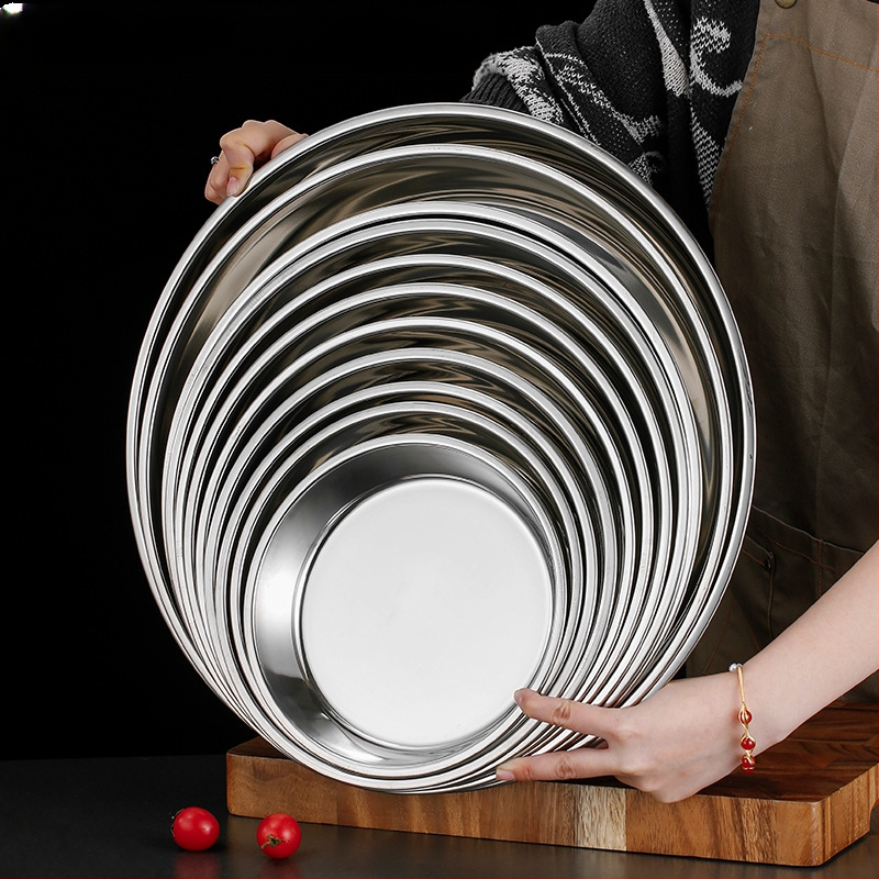Īpaši bieza 304 nerūsējošā tērauda apaļa kūkas šķīvja, aukstās ādas Gong Gong komerciāla liela plakana šķīvja, dziļa šķīvja paplāte, dārzeņu šķīvis, tvaicēta kūkas šķīvis