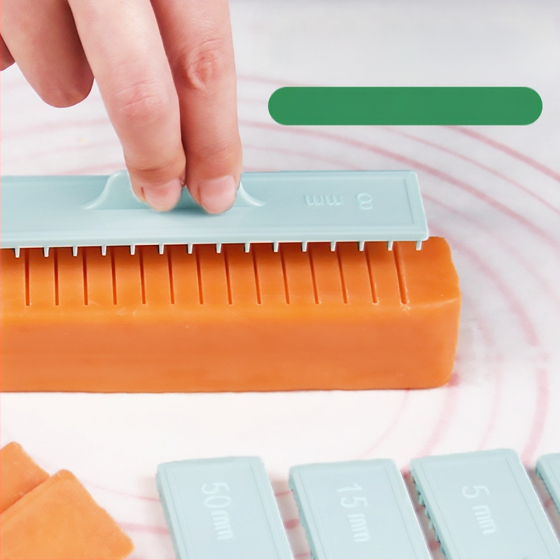 Sausainių matavimo liniuotė, sausainių pjaustytuvas, pyrago vyniotinio valdiklis, storo pjaustymo buitinė kepimo liniuotė, storo pjaustymo įrankis