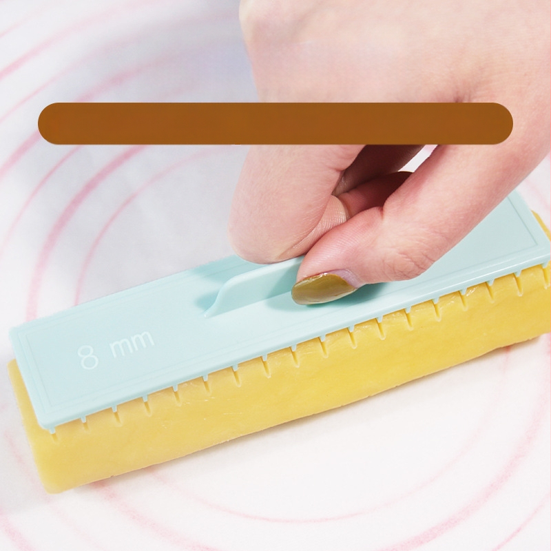 Sausainių matavimo liniuotė, sausainių pjaustytuvas, pyrago vyniotinio valdiklis, storo pjaustymo buitinė kepimo liniuotė, storo pjaustymo įrankis