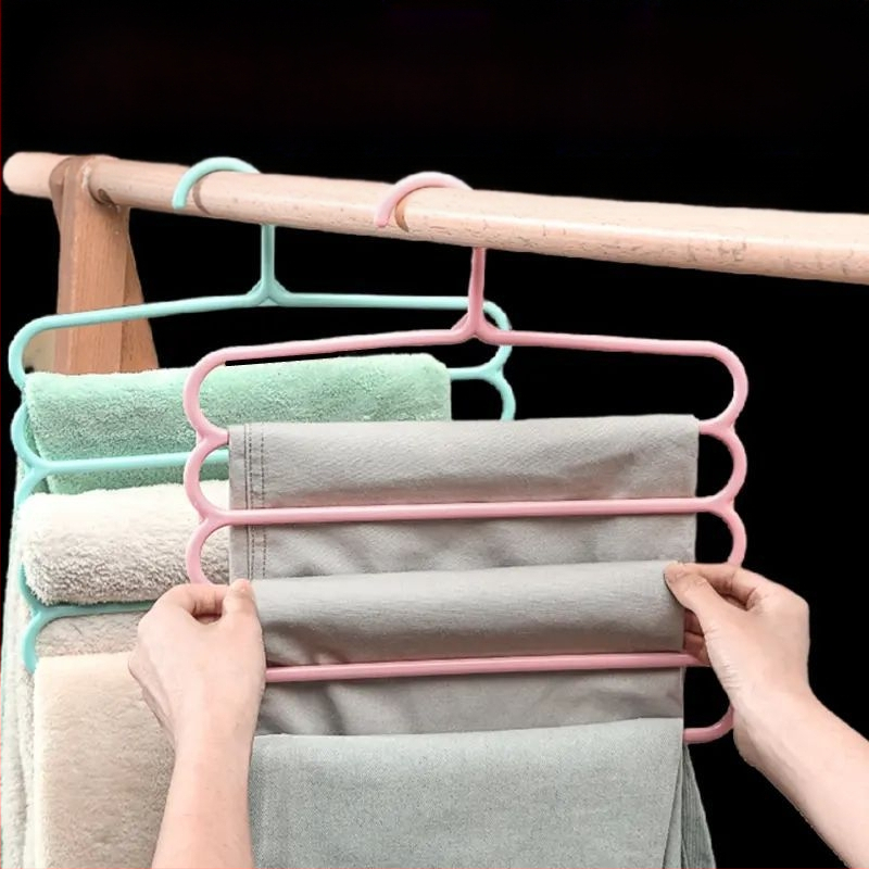 Ötrétegű nadrágtartó, ruhásszekrény tároló műtárgy, vastagított, csúszásmentes akasztó, tárolóállvány, nadrágcsipesz, háztartási felnőtt nadrágok lógnak