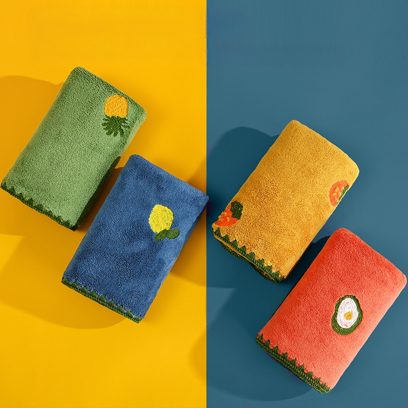 Animacinių filmukų siuvinėtas koralų vilnos rankšluostis, didmeninė prekyba vaisių siuvinėjimu, sugeriantis, sutirštintas veido rankšluostis suaugusiems, greitai džiūstantis veido rankšluostis