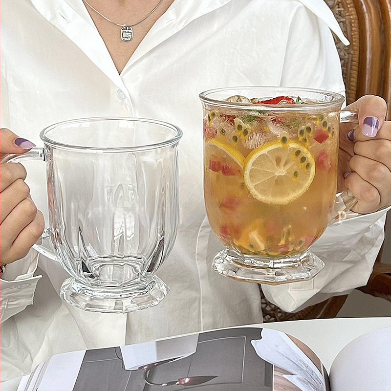 Didelės talpos stiklinė su sulčių puodeliu, buitinis vandens puodelis, vėjo puodelis, vaikų vasaros alaus gėrimas, didmeninė prekyba karve