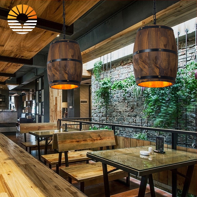 Ameerika maamaja retro puidust ämbriga rippvalgusti veinitünni teemaline restoran kohvik baar interneti kohvik baar täispuidust käsitöö dekoratiivvalgustus