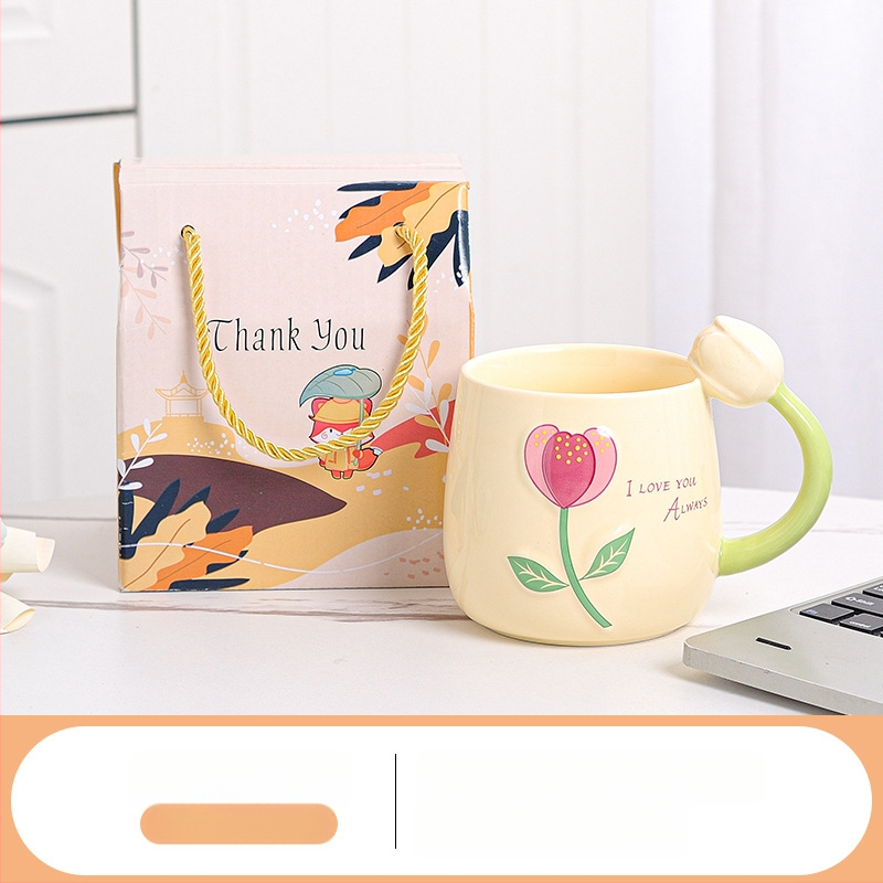 Friss tulipános vizespohár, személyre szabott kerámia bögre, sztereó virágos vizespohár, ajándék otthoni tejespohár