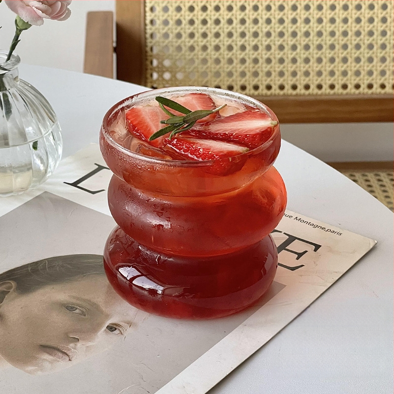 Korėjietiško stiliaus borosilikatinis netaisyklingas vikšro puodelis Kavos puodelis Karščiui atsparus stiklinis puodelis Gėrimo apskritimo puodelis Pieno puodelis