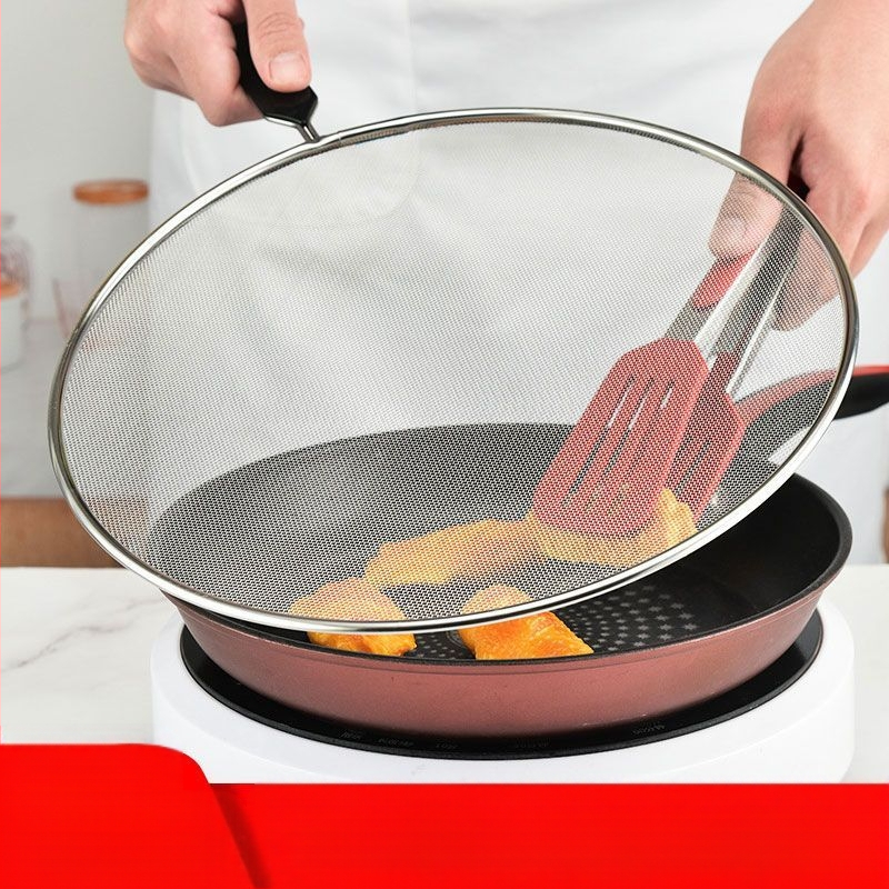 Aliejui atsparus tinklelis su rankena; sprogimui atsparus alyvos dangtis; alyvai atsparus filtro dangtis; kepimui neskaidant rankų; gruzdintuvės apsauga nuo šlako.