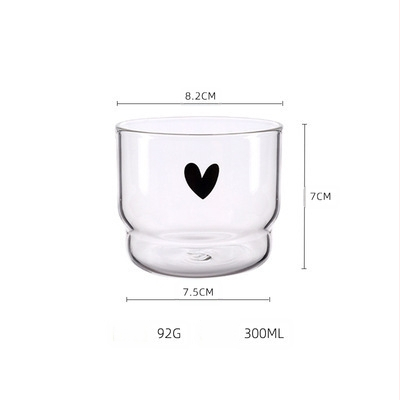 „Ins Style“ interneto įžymybių stiklinė taurė, kūrybingas pieno puodelis, besišypsantis veidas, meilės kupinas puodelis, didelės grožio vertės desertas, mažas dubenėlis, pusryčių puodelis