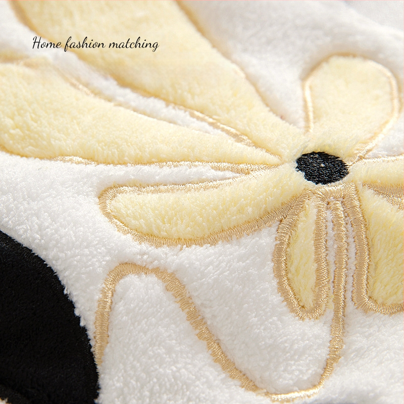 Rankšluosčių kabinimas virtuvėje, sutirštintas, sugeriantis, greitai džiūstantis rankšluostis, animacinis mielas meilės audinys, skalbimas rankšluosčiu