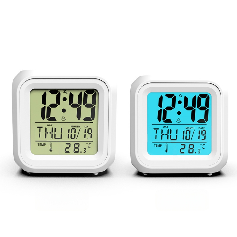 Ceas deșteptător electronic cu LED-uri luminoase, cu funcție de schimbare a culorilor, cu funcție de alarmă ...