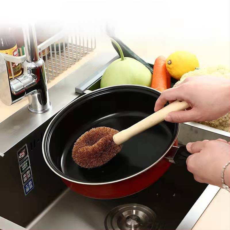 Tiesiogiai tiekiamas natūralus kokosų palmių puodų šepetys su medine rankena, nelimpantis aliejus, medinis virtuvinis puodų šepetys, puodų šepetys, ilga rankena puodų šepetys