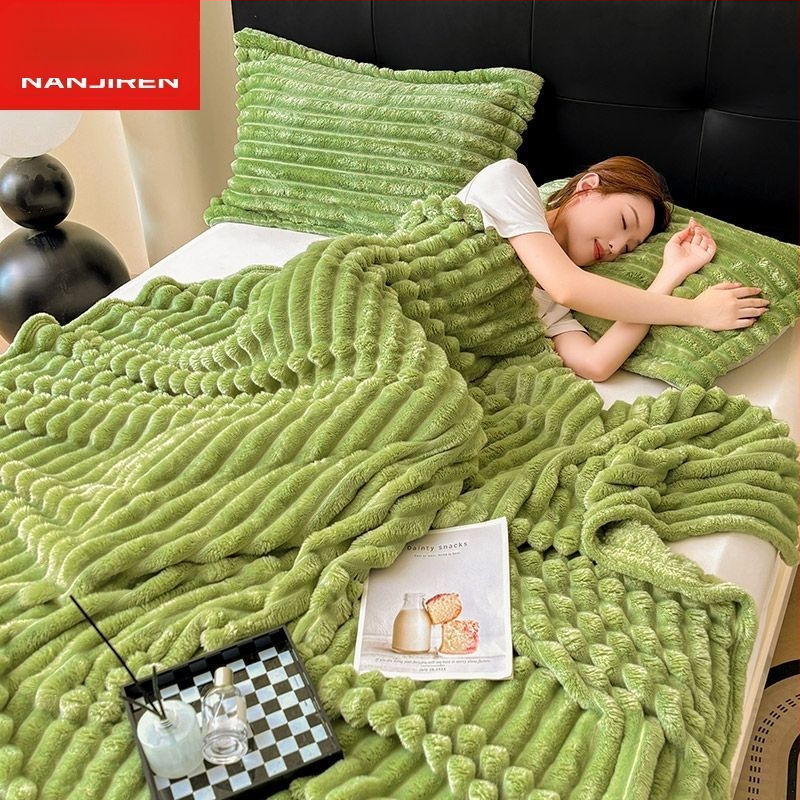 Antarktinio stiliaus vilnos pamušalu dengta koralų vilnos žieminė antklodė, biuro snaudulio antklodė, „Instagram“ stiliaus triušio vilnos antklodė, sofos antklodė, kosminė antklodė