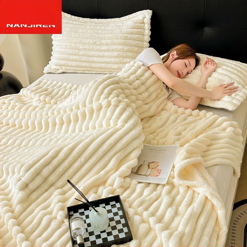 Antarktinio stiliaus vilnos pamušalu dengta koralų vilnos žieminė antklodė, biuro snaudulio antklodė, „Instagram“ stiliaus triušio vilnos antklodė, sofos antklodė, kosminė antklodė