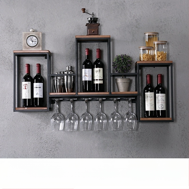 Europietiško stiliaus kaltinės geležies medžio masyvo vyno laikymo lentynėlė, pakabinama ant sienos, raudonojo vyno lentynėlė, kūrybingas restorano dekoravimas, sieninė vyno spintelė, vyno taurių lentynėlė
