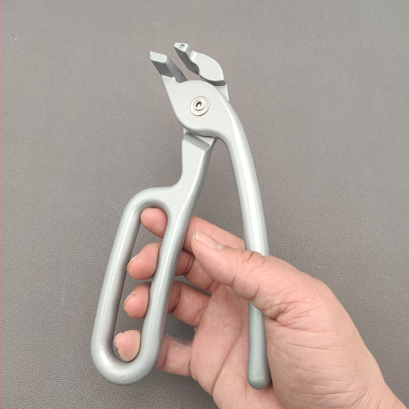 Keskkond on hea. Eemaldage sisemine silinder ja mähkige serv tangidega. Pulsaatoriga pesumasin, eemaldage plaadi ots, pikendage tangid. Kodumasinate eemaldamise ja puhastamise tööriistad.