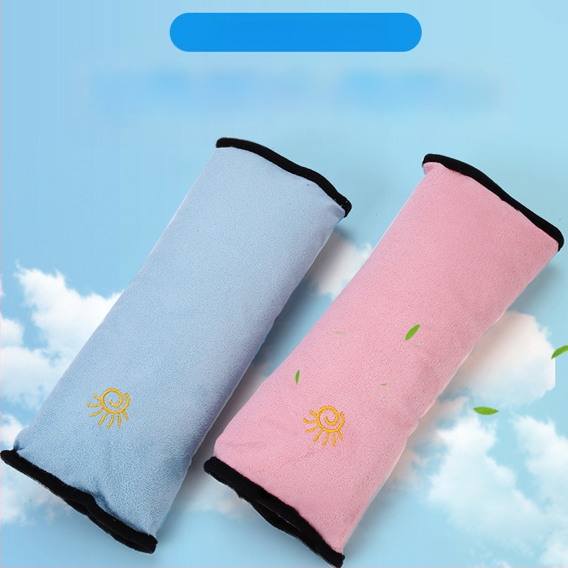 Auto turvavöö õlapadja kaitsekate, pehmest lapse turvaregulaatorist, multifilmiauto pingutusvastane kaelaümbris