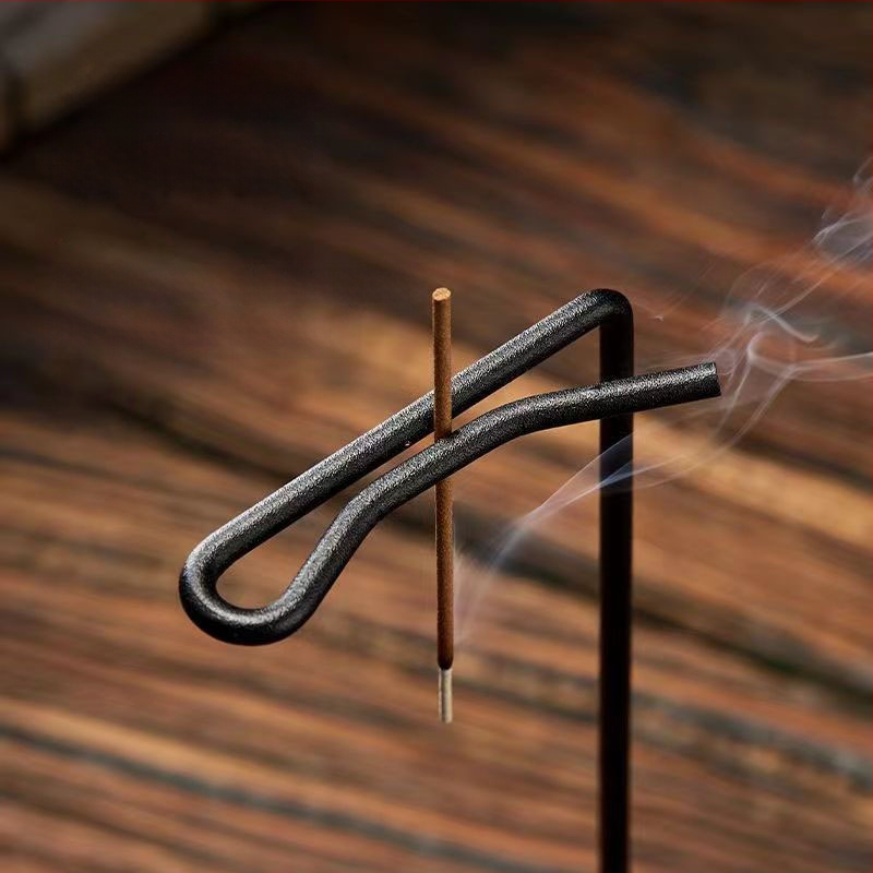 Apversti smilkalai, pakabinami smilkalų virvelės smilkalai, smilkalų įdėklas, smilkalų sėdynė, namų apyvokos kambarys, vidaus santalmedžio smilkalai, smilkalų krosnis, dzeno dekoravimo dovana