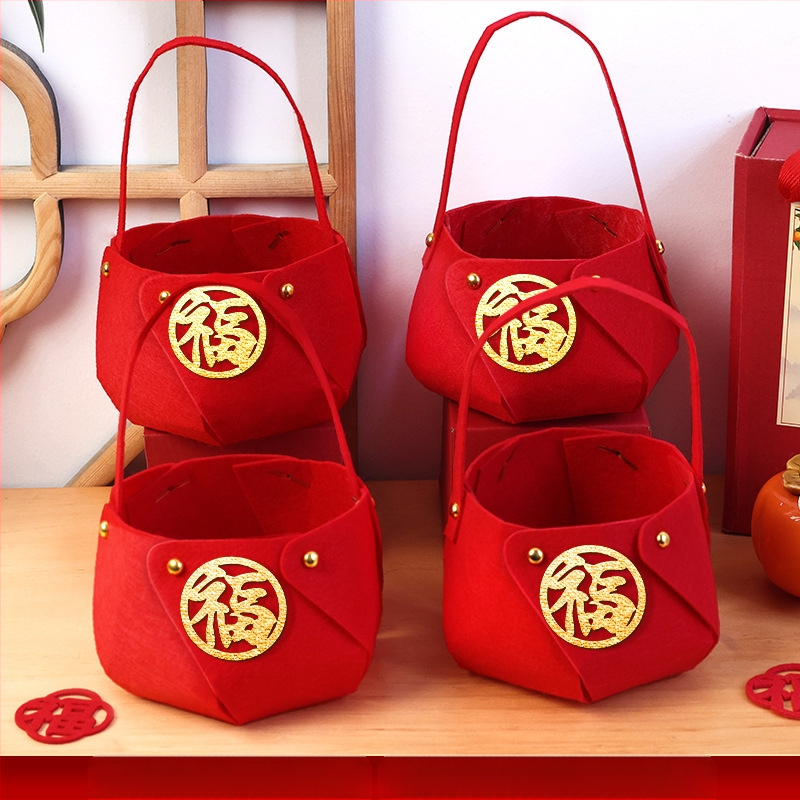 Kėlimosi į naujus namus džiaugsmas, Dekoratyviniai reikmenys, Dovanos, Lagaminai, Kėlimosi į naujus namus dovanos, Persikėlimo ceremonija, Įkurtuvių papuošalai