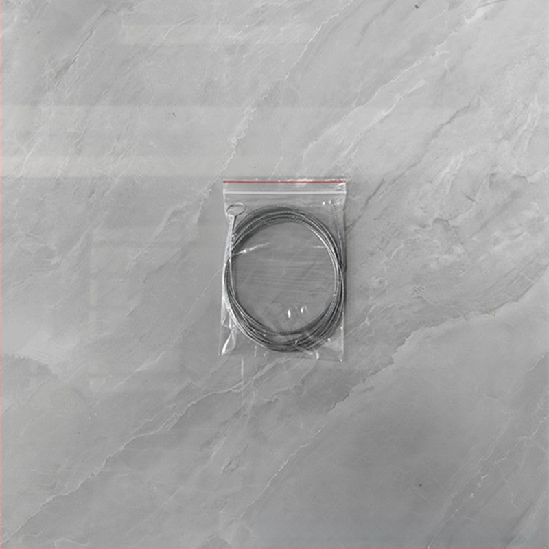 Šaldytuvo žemsiurbės išleidimo angos žemsiurbė, apsauganti nuo užsikimšimo apledėjusio vandens valymo išleidimo angos įrankis, šaldytuvo žemsiurbė