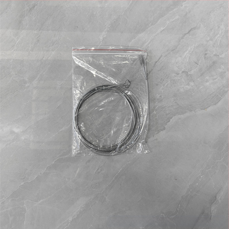 Šaldytuvo žemsiurbės išleidimo angos žemsiurbė, apsauganti nuo užsikimšimo apledėjusio vandens valymo išleidimo angos įrankis, šaldytuvo žemsiurbė