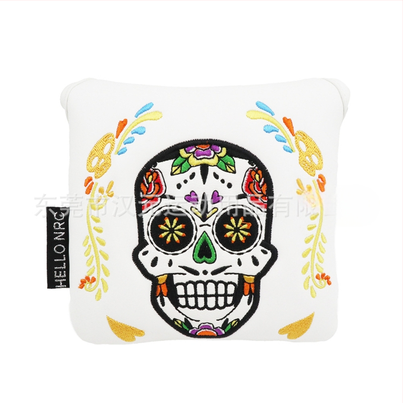 Naujų gamintojų didmeninė tarpvalstybinė elektroninės prekybos golfo lazdos uždangalai, mediniai lazdos kostiumai, kaukolės stūmimo lazdos uždangalai