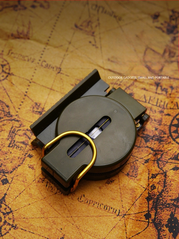 Välistingimustes kasutatav ellujäämiskompass, mitmeotstarbeline, hõlpsasti kaasaskantav, plastist suunav taktikaline kompass, North DC45-2A