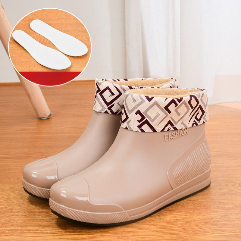 Madingi moteriški guminiai batai, trumpi vamzdeliai, šilti, neslystantys, vandeniui atsparūs batai, virtuvės, automobilių plovimo, darbo guminiai batai