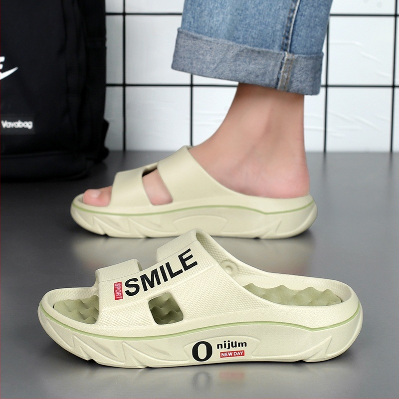 Férfi papucsok 2025 Nyár Új Otthon Lábmasszázs Páros Puha Talpú Sport Strandpapucsok Határokon Átnyúló