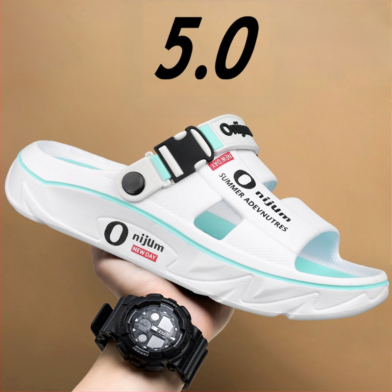 Új férfi szandálok és papucsok 2025 nyári vastag talpú otthoni csúszásgátló kopásálló dezodoráló divatos strandpapucsok határokon átnyúló