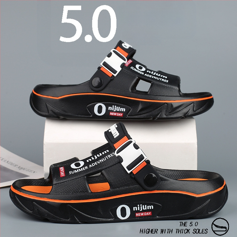 Új férfi szandálok és papucsok 2025 nyári vastag talpú otthoni csúszásgátló kopásálló dezodoráló divatos strandpapucsok határokon átnyúló