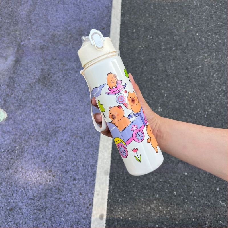 „Capibala“ vidutinio dydžio puodelis, mielas meškiuko formos šiaudelis, vandens puodelis studentams, šokinėjantis animacinių filmukų sportinis puodelis su virvele