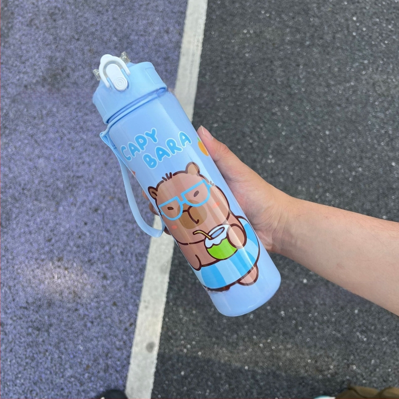 „Capibala“ vidutinio dydžio puodelis, mielas meškiuko formos šiaudelis, vandens puodelis studentams, šokinėjantis animacinių filmukų sportinis puodelis su virvele