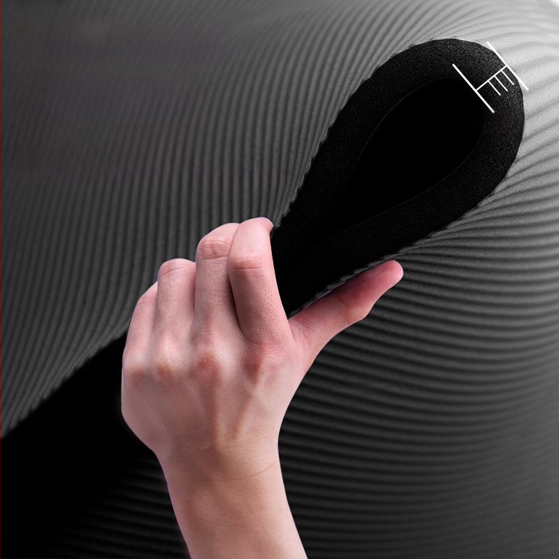 Seljakuivatav meeste treeningmatt algajatele, laiendatud ja pikendatud libisemiskindel kulumiskindel treeningjoogamatt sportimiseks